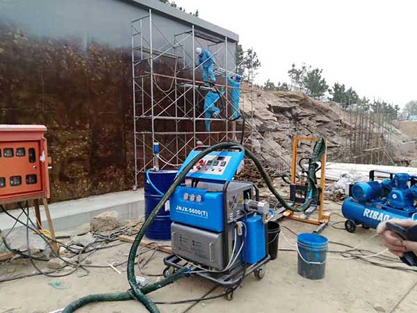 聚脲噴涂機JNJX-H5600(T)(圖1) 聚脲噴涂機JNJX-H5600T施工案例